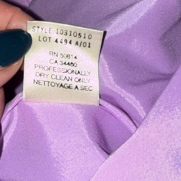 Tahari • Navy Single Button Blazer - Picture 10 of 11